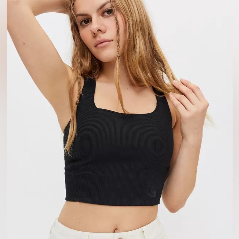 The North Face ribbed crop top women’s M